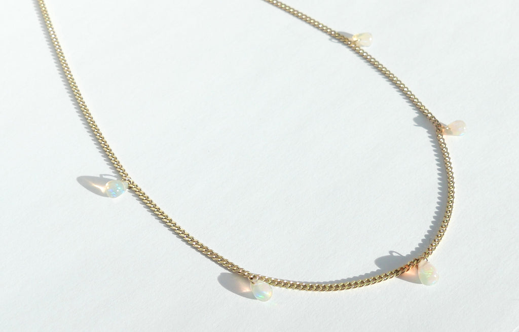 Opal and Curb Chain Necklace in 18 Karat Gold